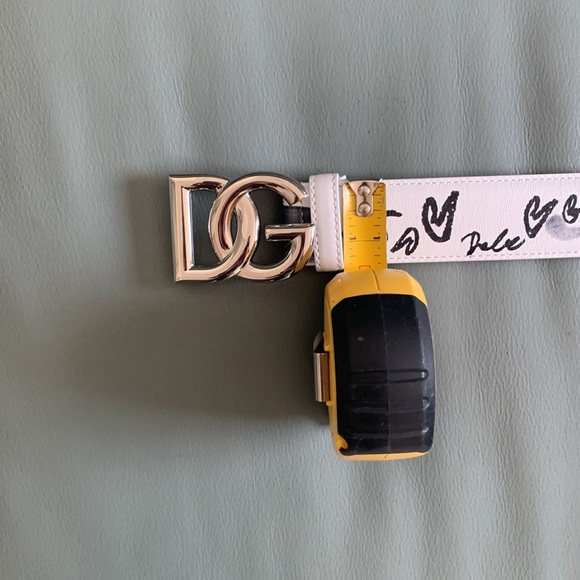 Dolce&Gabbana DG Logo Buckle Graffiti Leather Belt - Picture 12 of 12